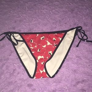 Rarely worn Victoria’s Secret women’s bikini set